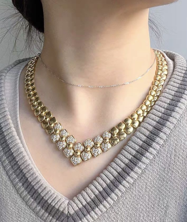 VCA Fine Jewelry Gold Diamond Necklace - Image 3