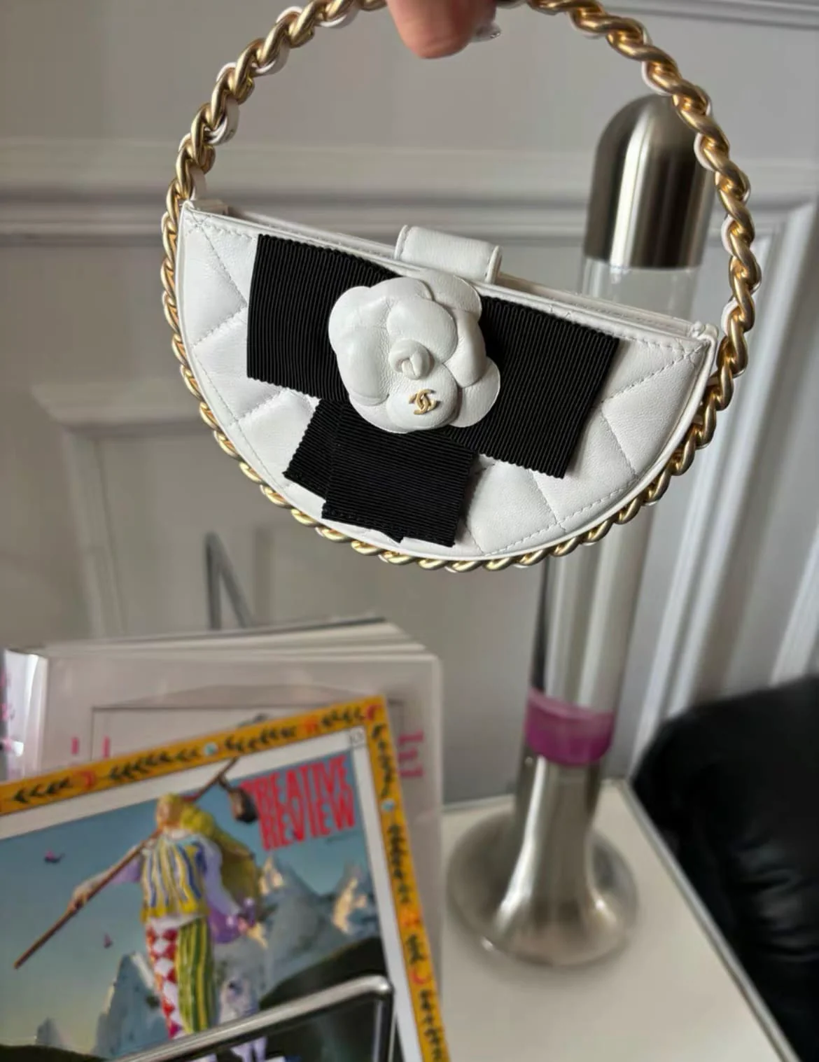 Chanel 23 White Quilted Leather Mini Round Camellia Clutch - Image 4